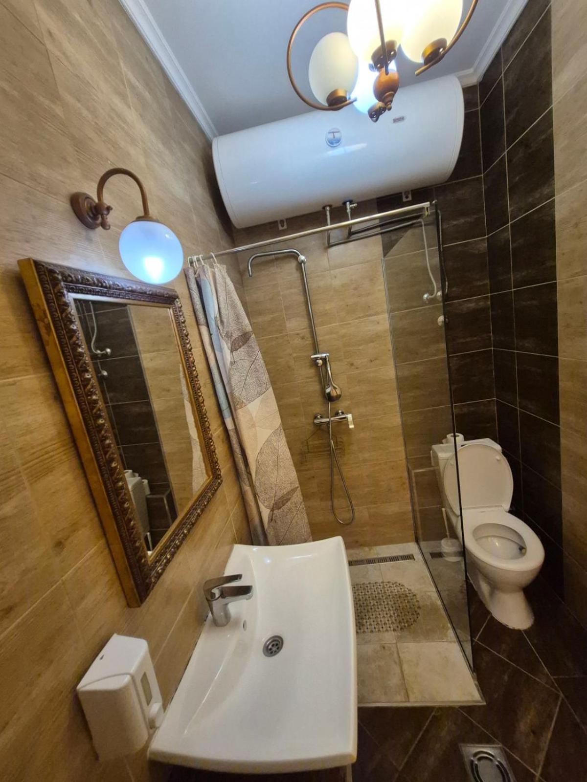 Authentic Belgrade Centre Apartments For Large Groups, Republic Square - Up To 47 People In 5 Apartments الغرفة الصورة
